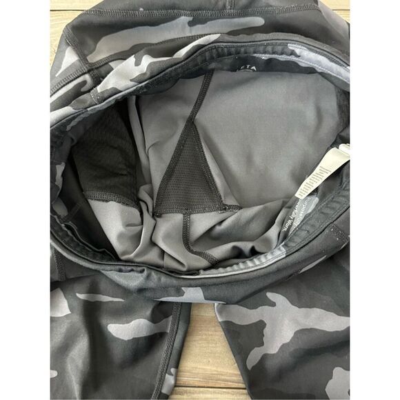 Athleta Dark Camo Contender Tights Size Small - Picture 10 of 13